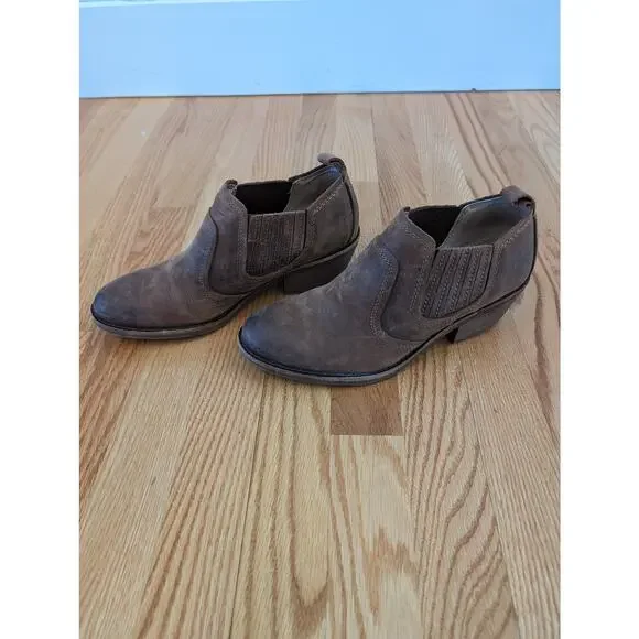 Sofft Brown Leather Western Style Booties Size 8.5 - Picture 3 of 8